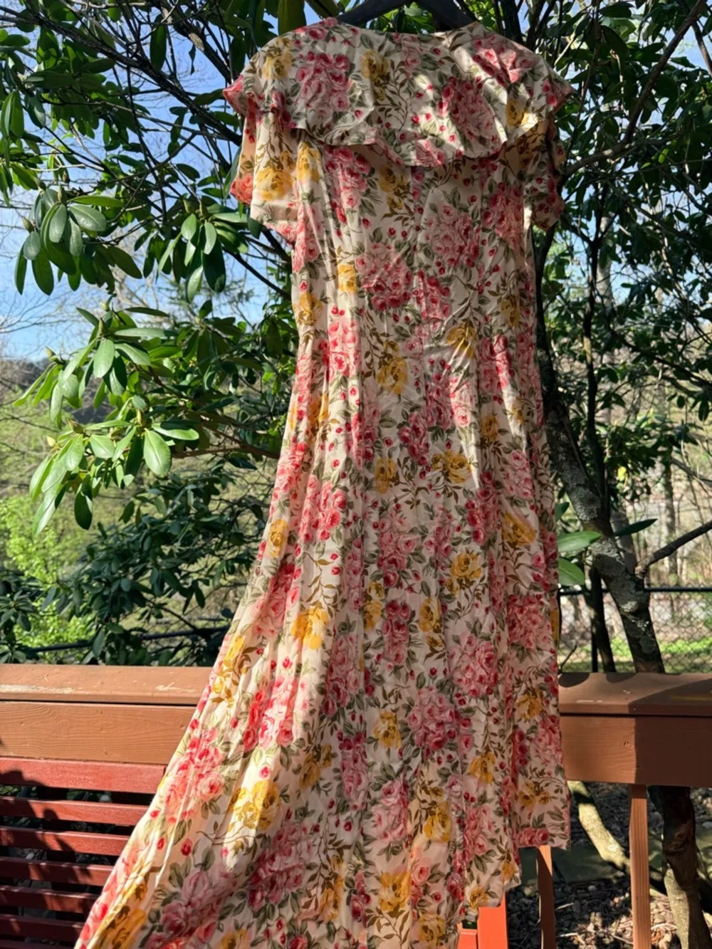 Vintage avocado Cream Floral Tie-Front Maxi Dress with Pink & Yellow Blooms - Picture 7 of 8